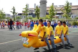 75分钟 ｜🔄｜ 本场首次换人 ⚪⚫ 🟢 若昂·马里奥、奥蓬达登场 🔴 麦肯尼、大卫被换下 #萨索洛vs尤文 [0-3] 来源：尤文官方推特