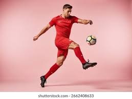 欧冠积分榜：利物浦巴萨前2携手出线！马竞升第3 鱼腩7连败仍0分