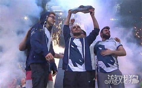 击影响对手 击影响对手