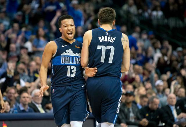 深夜发文震 深夜发文震